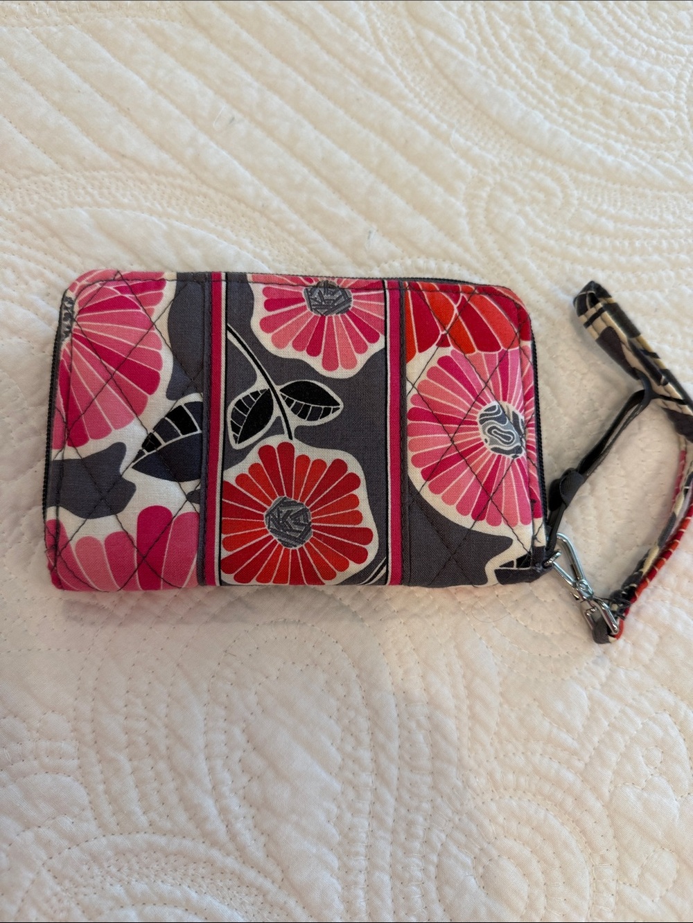Vera Bradley Floral Quilted Wristlet Card Holder - Pink & Gray